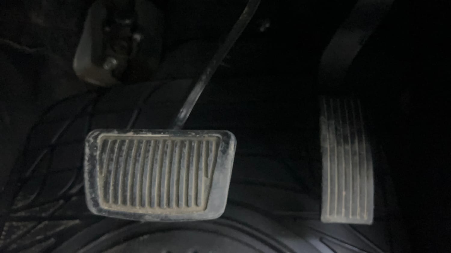 Used 2017 Hyundai Grand i10 Sportz (O) AT 1.2 Kappa VTVT Petrol Automatic interior PEDALS VIEW