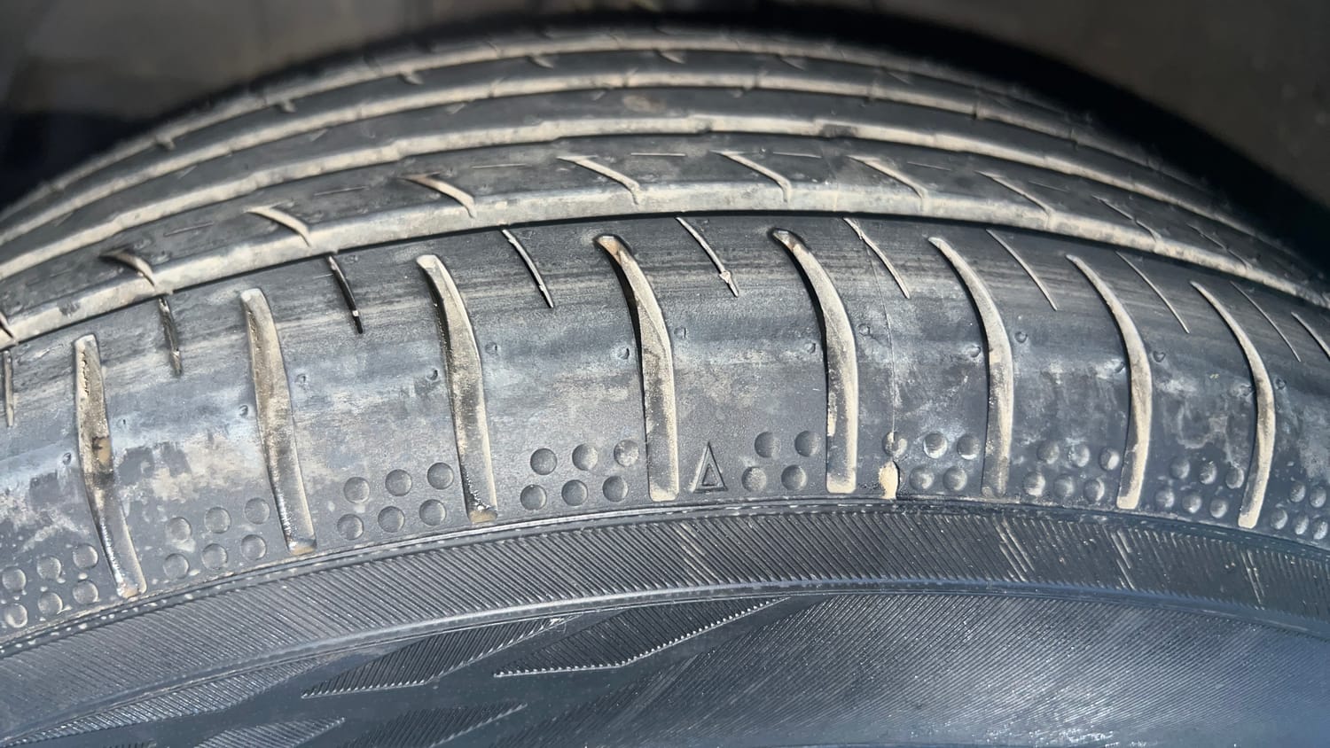 Used 2016 Honda City VX CVT Petrol Automatic tyres LEFT FRONT TYRE TREAD VIEW