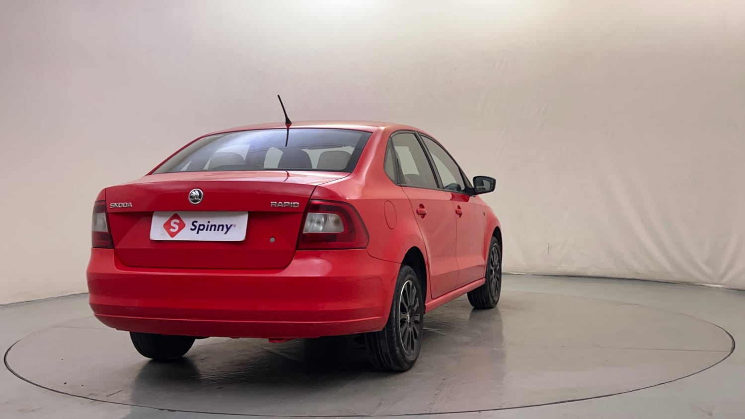 Used 2015 Skoda Rapid 1.6 MPI Elegance Plus Petrol Manual exterior RIGHT REAR CORNER VIEW