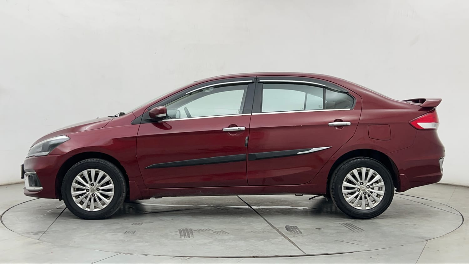 Used 2023 Maruti Suzuki Ciaz Zeta 1.5 Petrol Manual exterior LEFT SIDE VIEW