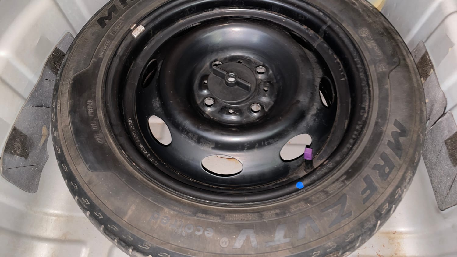 Used 2015 Tata Zest XM Petrol Petrol Manual tyres SPARE TYRE VIEW