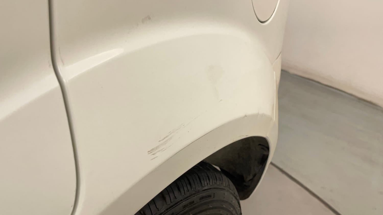 Used 2013 Ford Figo Duratec Petrol EXI 1.2 Petrol Manual dents MINOR SCRATCH