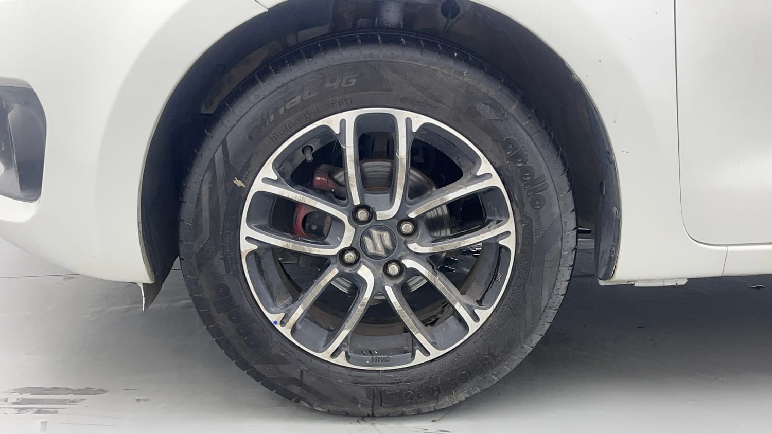Used 2018 Maruti Suzuki Swift ZXi Plus Petrol Manual tyres LEFT FRONT TYRE RIM VIEW