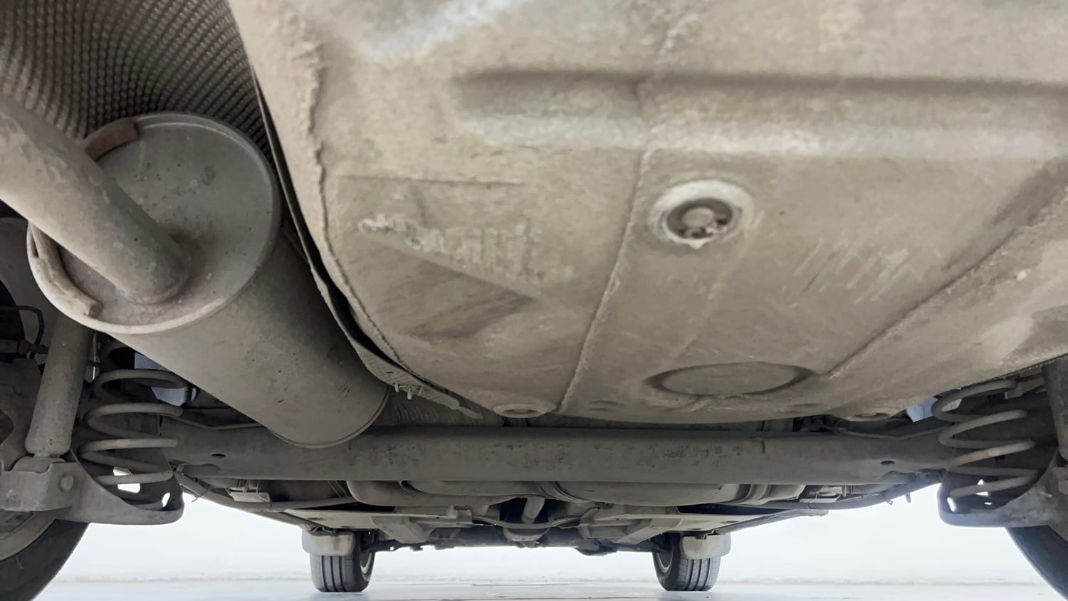 Used 2018 Skoda Rapid Style 1.6 MPI Petrol Manual extra REAR UNDERBODY VIEW (TAKEN FROM REAR)