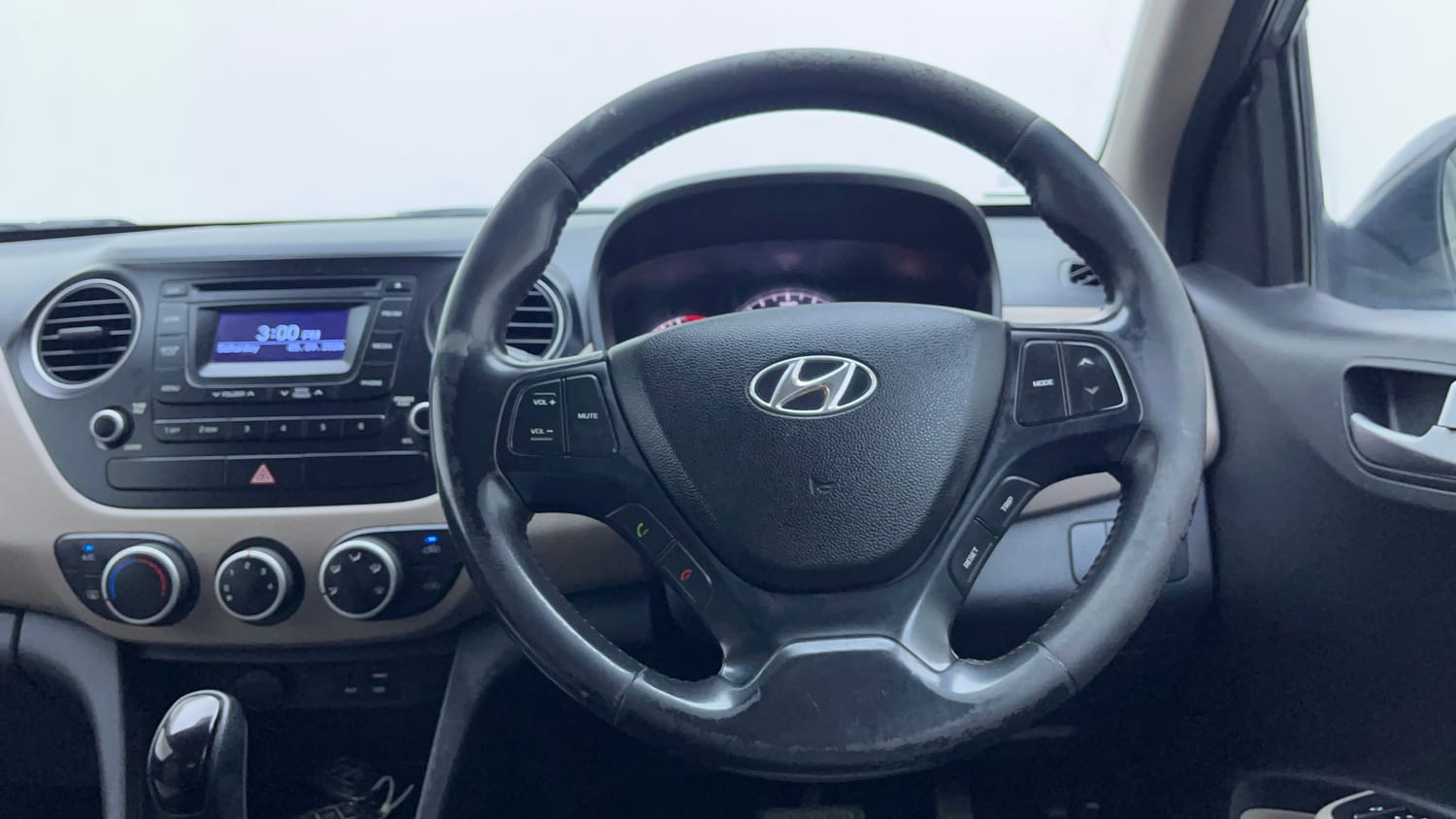 Used 2016 Hyundai Grand i10 Asta AT 1.2 Kappa VTVT Petrol Automatic interior STEERING VIEW