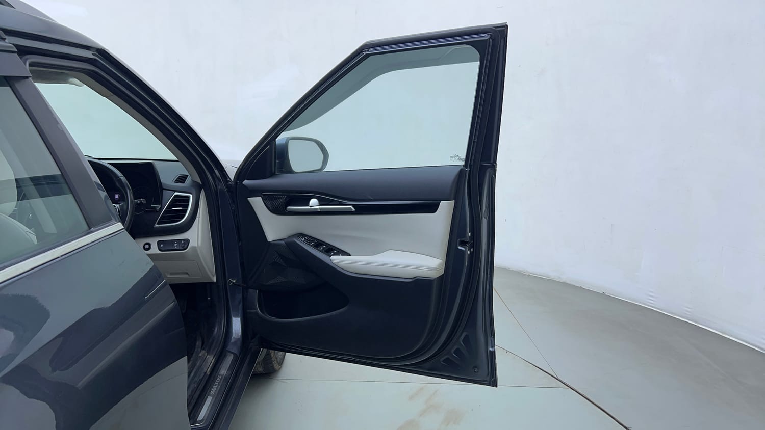 Used 2022 kia Seltos HTX 1.5 IVT Petrol Automatic interior RIGHT FRONT DOOR OPEN VIEW