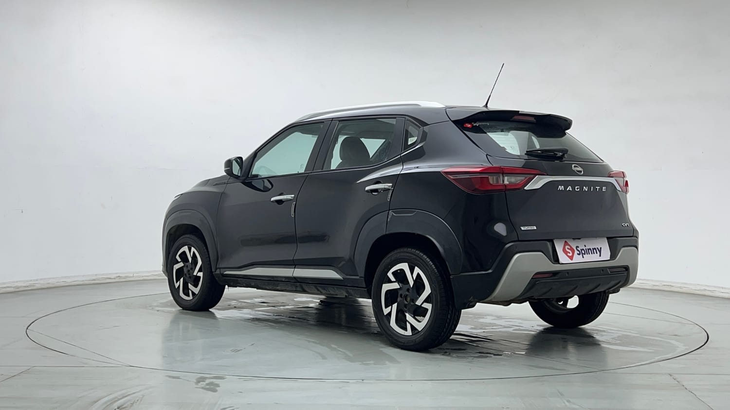 Used 2021 Nissan Magnite XV Turbo CVT Petrol Automatic exterior LEFT REAR CORNER VIEW