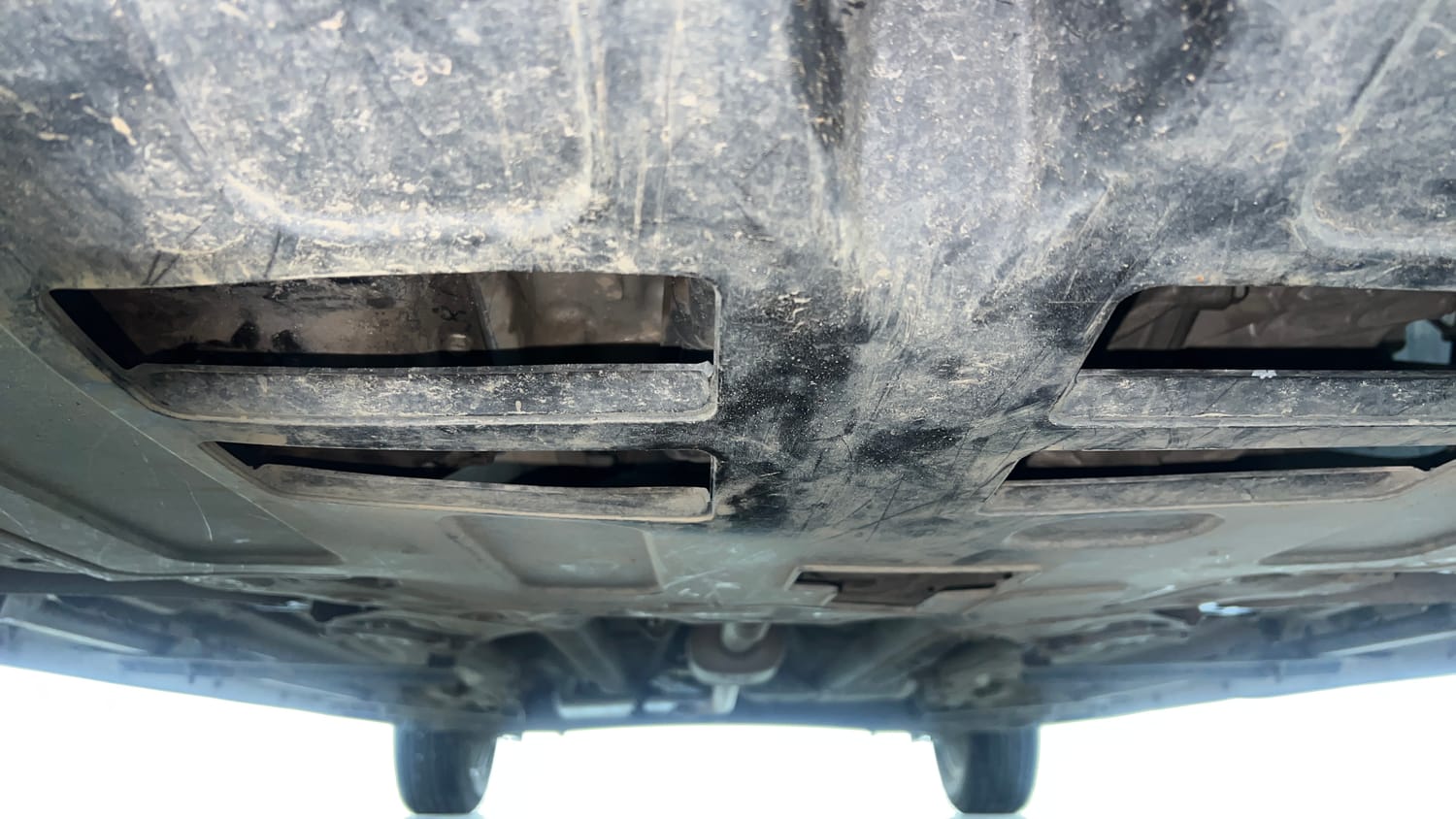 Used 2015 Hyundai Creta 1.6 SX Plus Petrol Petrol Manual extra FRONT LEFT UNDERBODY VIEW