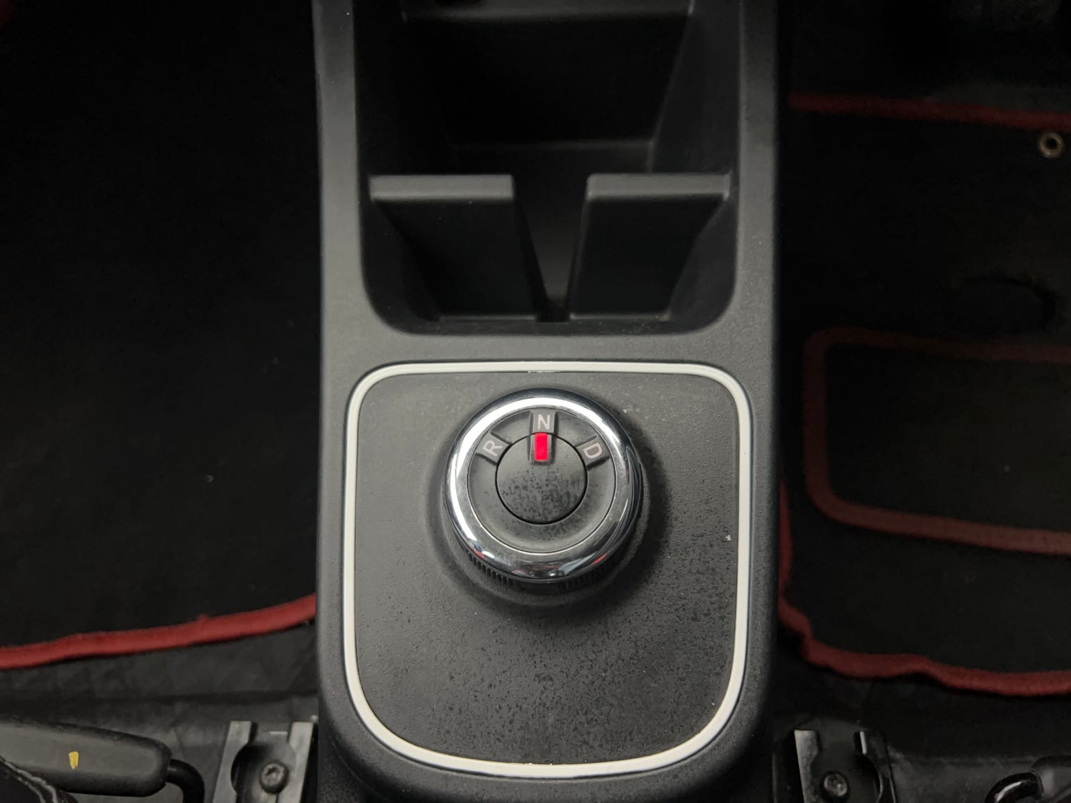 Used 2024 Renault Kwid CLIMBER 1.0 AMT Petrol Automatic interior GEAR  KNOB VIEW