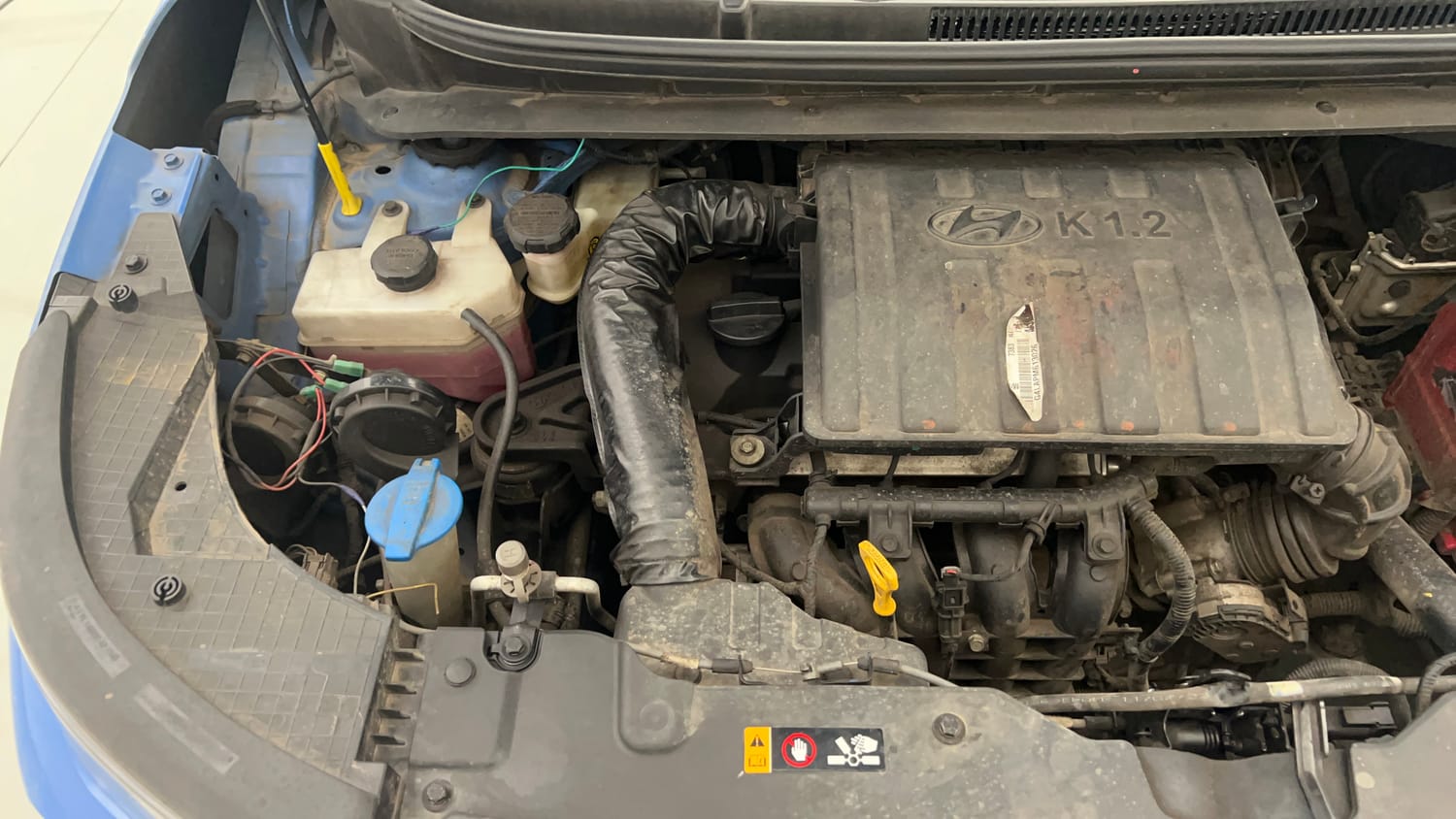 Used 2023 Hyundai Exter SX (O) 1.2 MT Petrol Manual engine ENGINE RIGHT SIDE VIEW