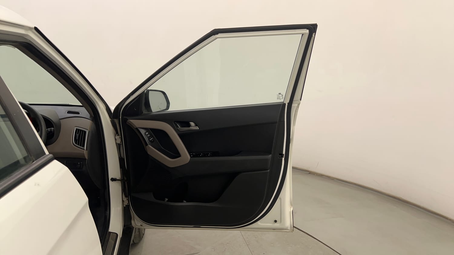 Used 2017 Hyundai Creta SX Plus 1.6  Petrol Petrol Manual interior RIGHT FRONT DOOR OPEN VIEW