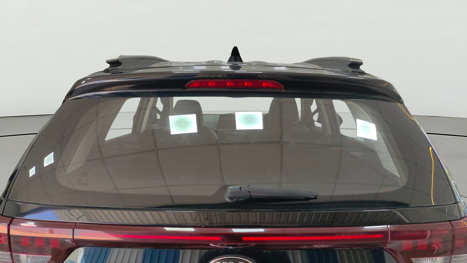 Used 2020 Kia Sonet GTX Plus 1.5 AT Diesel Automatic exterior BACK WINDSHIELD VIEW