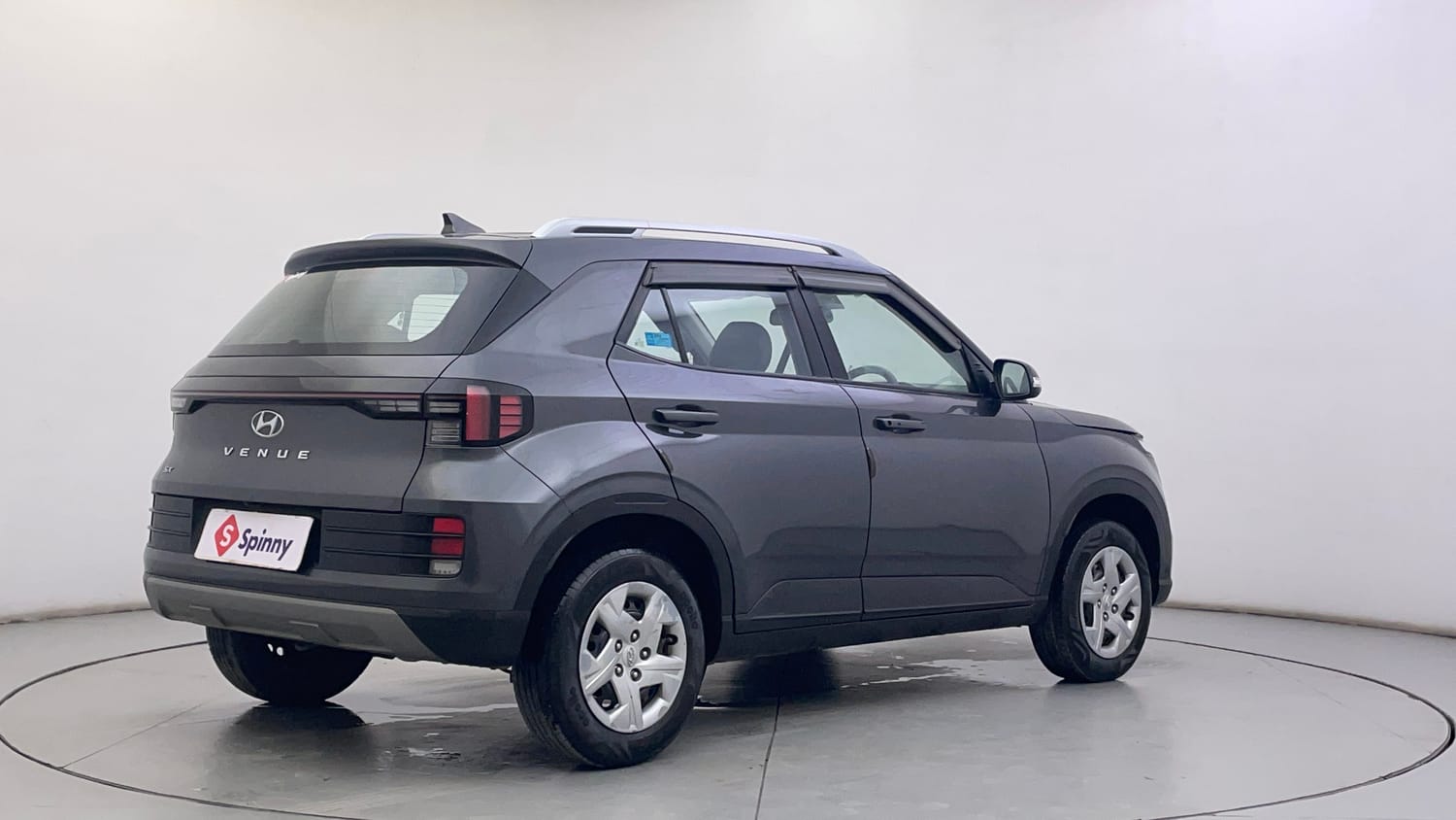 Used 2022 Hyundai Venue SX 1.2 Petrol Petrol Manual exterior RIGHT REAR CORNER VIEW