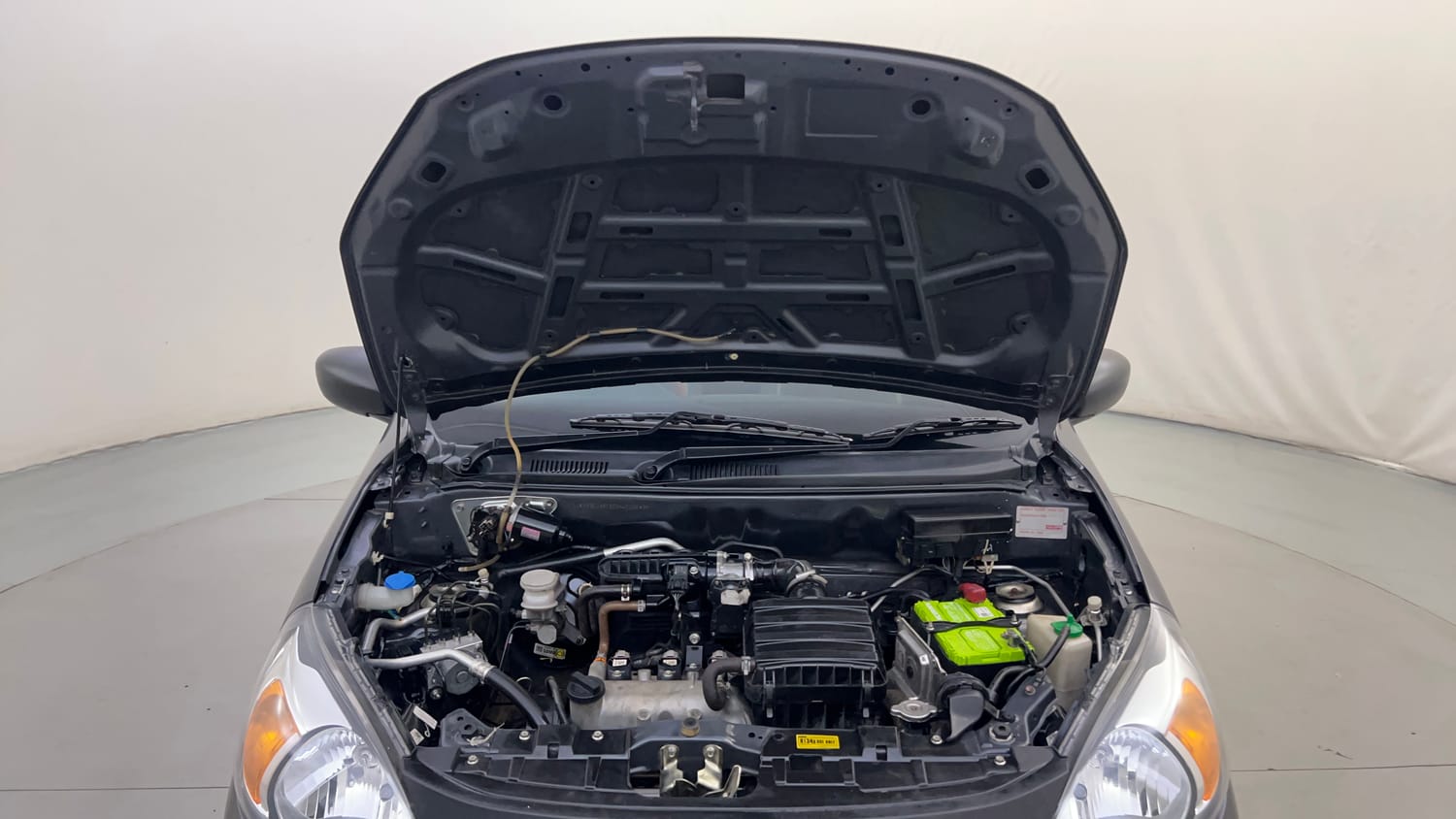 Used 2021 Maruti Suzuki Alto 800 VXi Petrol Manual engine ENGINE & BONNET OPEN FRONT VIEW