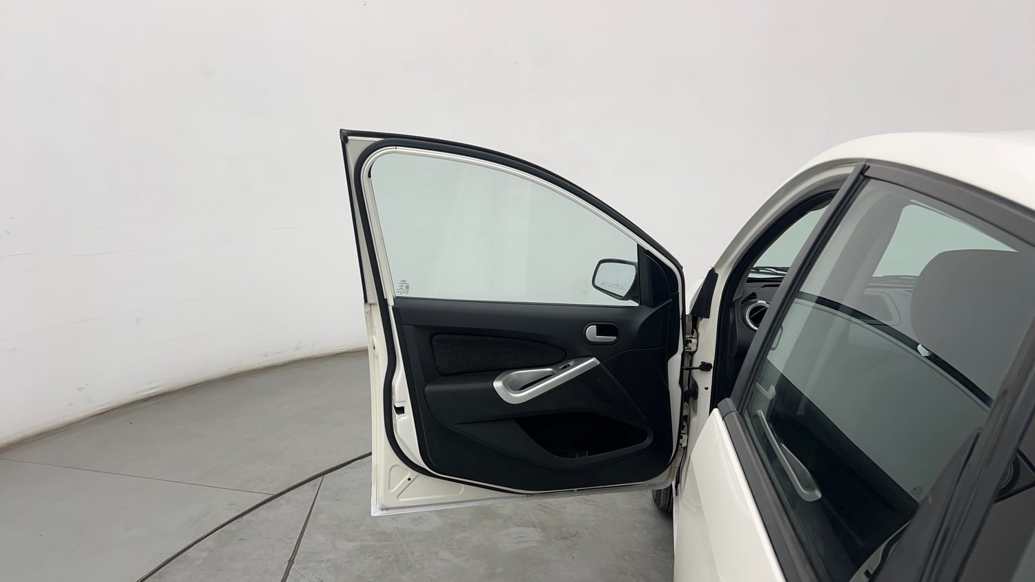 Used 2015 Ford Figo Duratec Petrol ZXI 1.2 Petrol Manual interior LEFT FRONT DOOR OPEN VIEW
