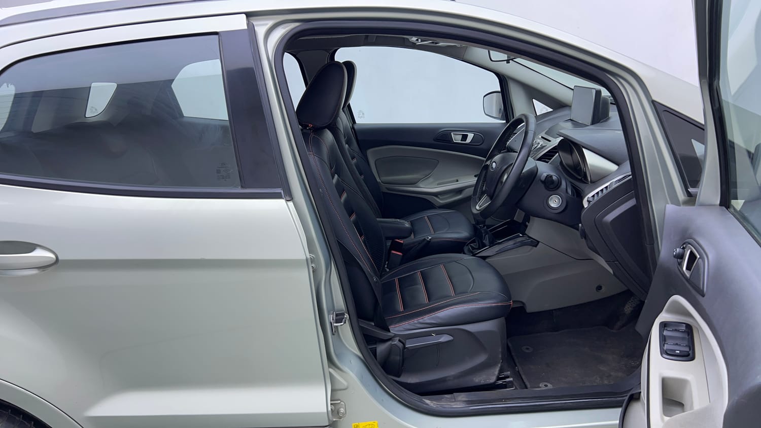 Used 2014 Ford EcoSport Titanium 1.5 TDCi Diesel Manual interior RIGHT SIDE FRONT DOOR CABIN VIEW
