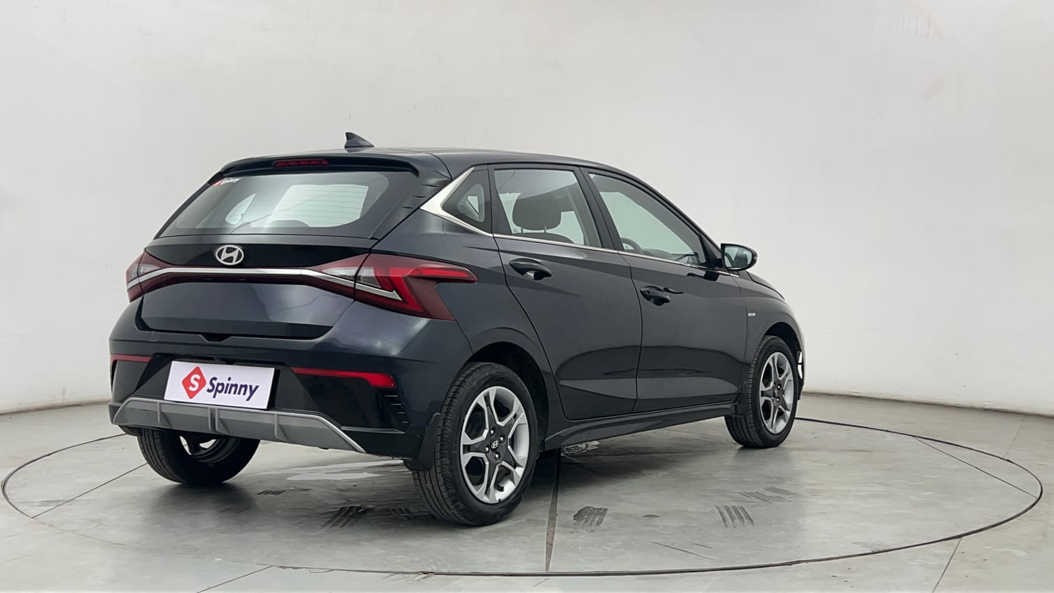 Used 2025 Hyundai i20 Sportz (O) 1.2 IVT Petrol Automatic exterior RIGHT REAR CORNER VIEW