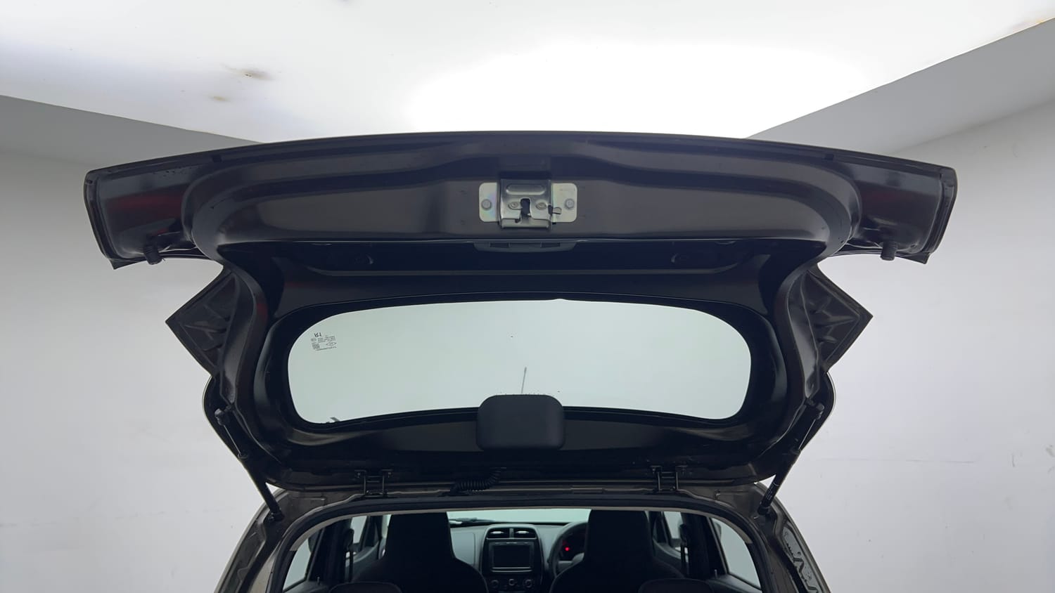 Used 2019 Renault Kwid RXT (O) 1.0 SCE Edition Petrol Manual interior DICKY DOOR OPEN VIEW