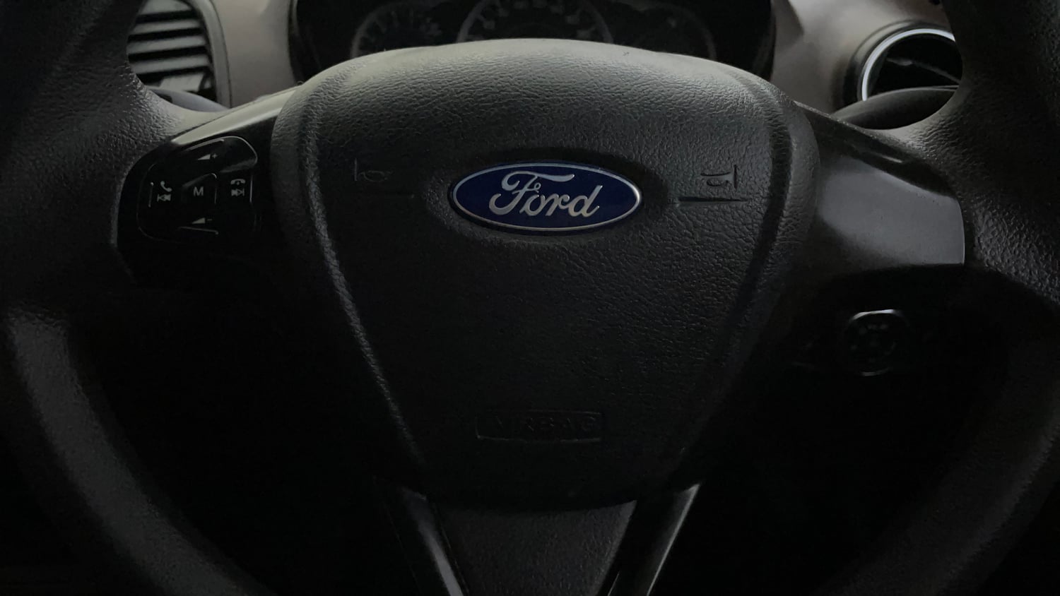 Used 2019 Ford Freestyle Titanium 1.2 Ti-VCT Petrol Manual top_features Airbags