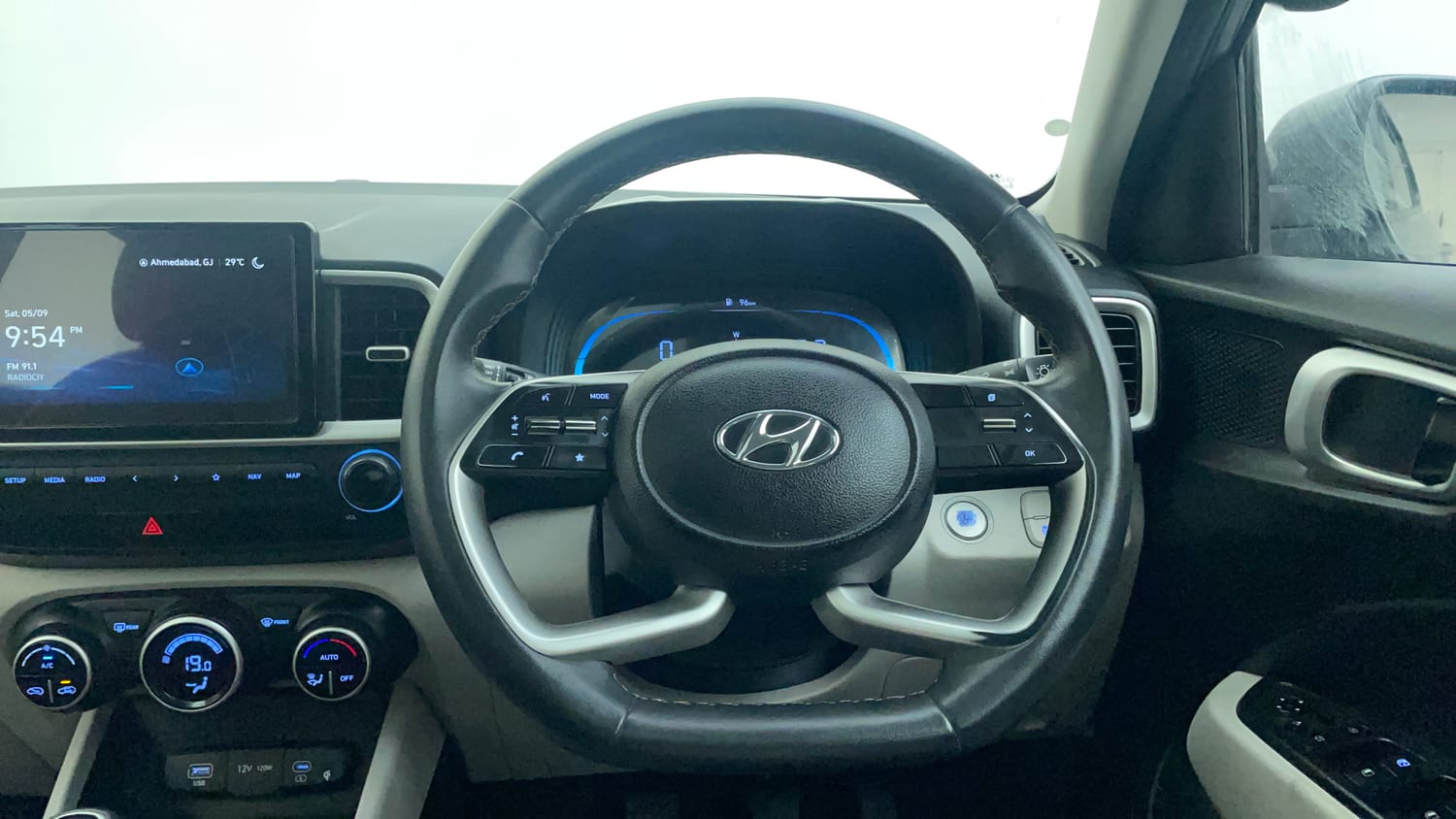 Used 2022 Hyundai Venue SX 1.2 Petrol Petrol Manual interior STEERING VIEW
