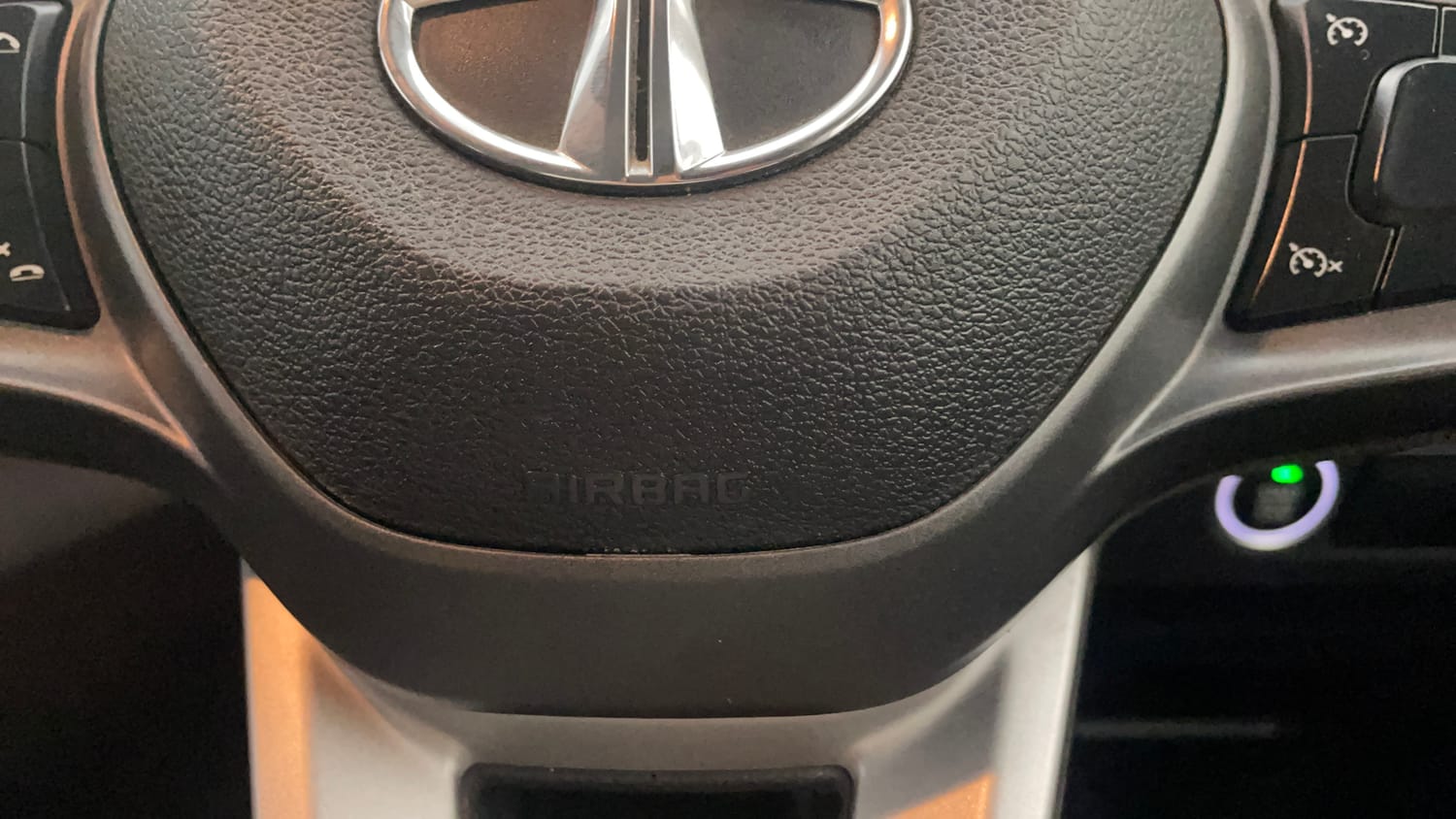 Used 2023 Tata Punch Accomplished AMT Petrol Automatic top_features Airbags
