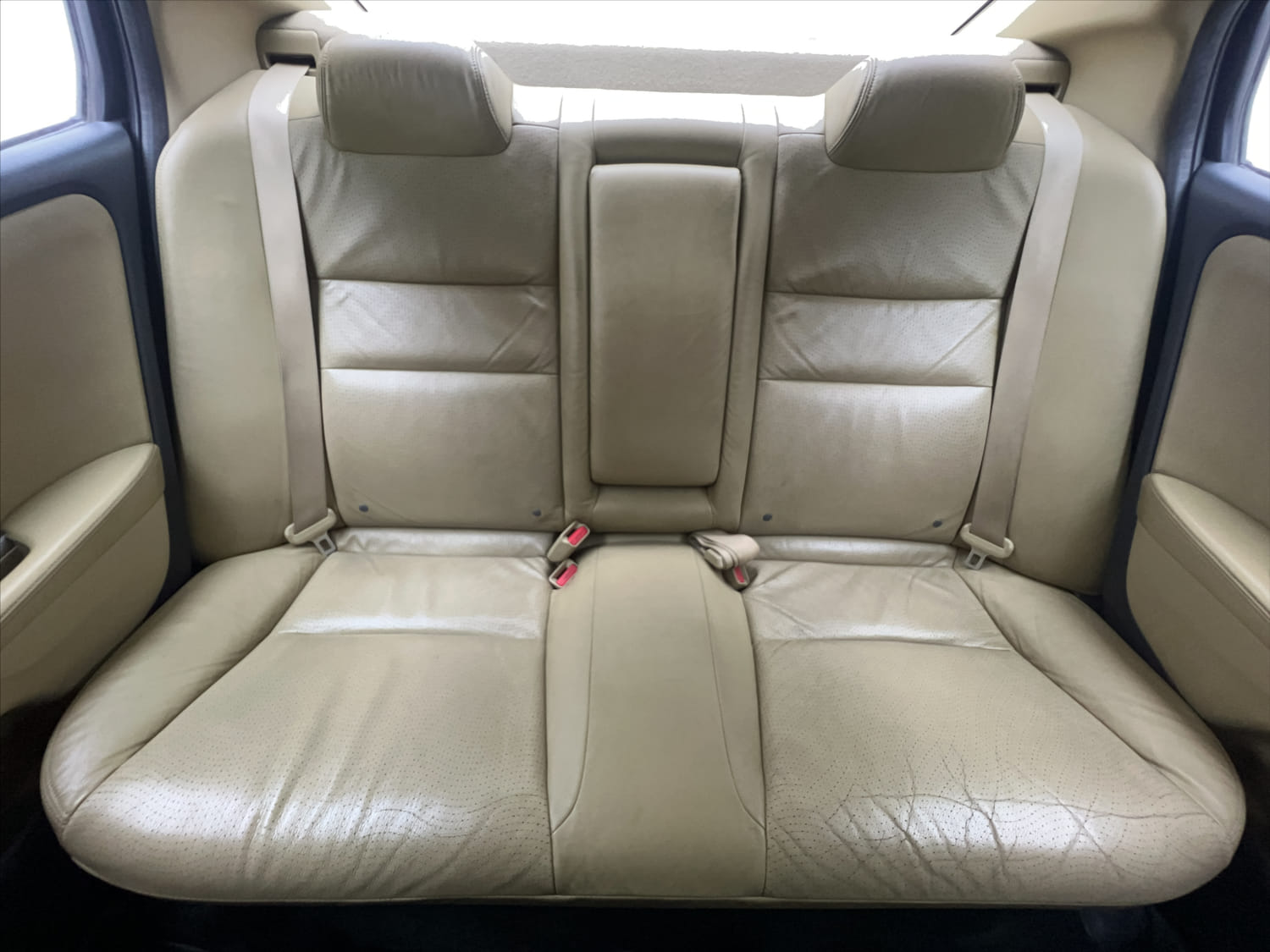 Used 2016 Honda City VX CVT Petrol Automatic interior REAR SEAT CONDITION VIEW