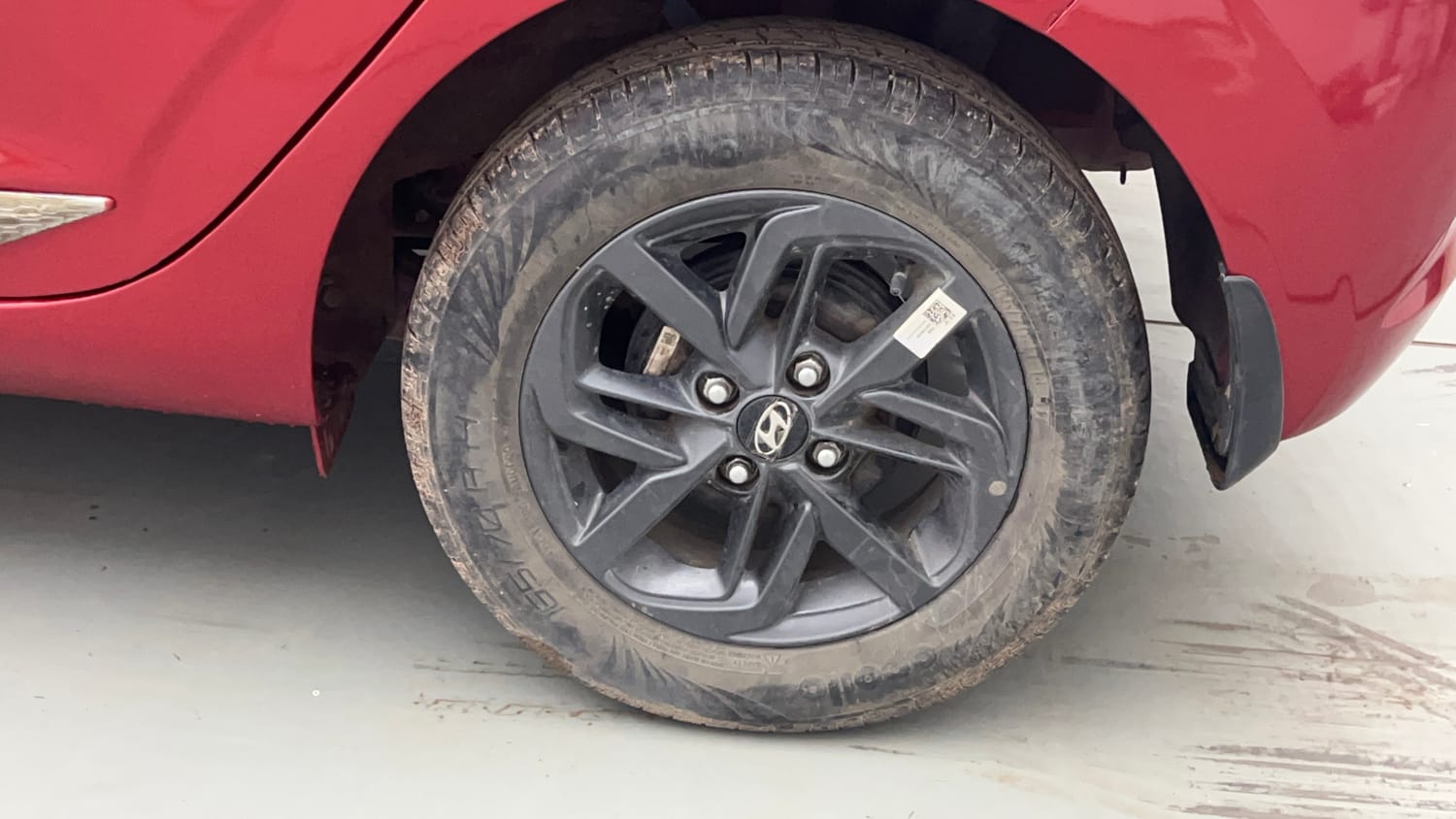 Used 2022 Hyundai Grand i10 Nios Sportz AMT 1.2 Kappa VTVT Petrol Automatic tyres LEFT REAR TYRE RIM VIEW
