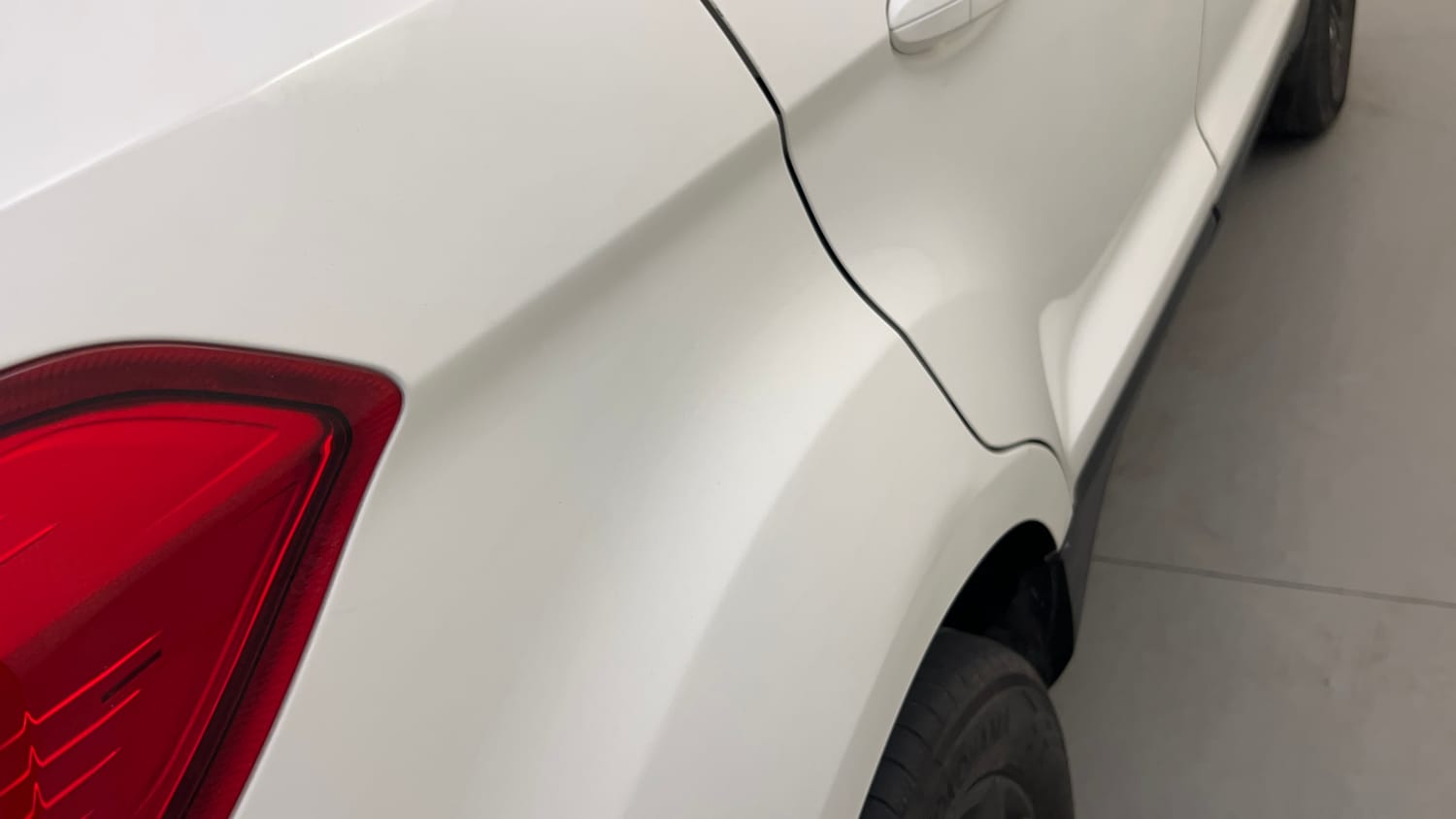 Used 2016 Ford EcoSport Titanium 1.5L Ti-VCT AT Petrol Automatic dents MINOR DENT