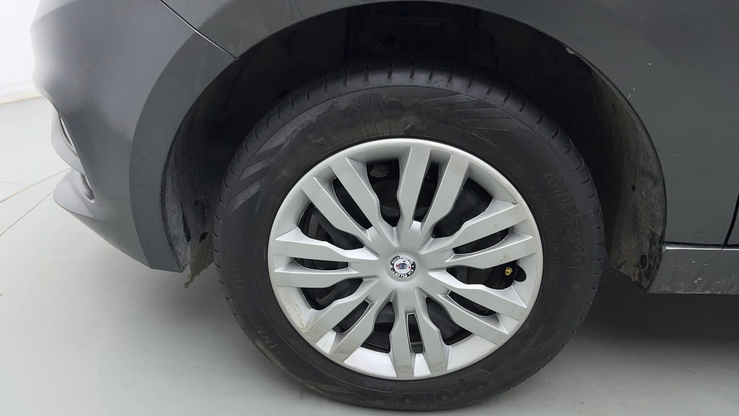 Used 2024 Tata Tigor XZA Plus iCNG Cng Automatic tyres LEFT FRONT TYRE RIM VIEW