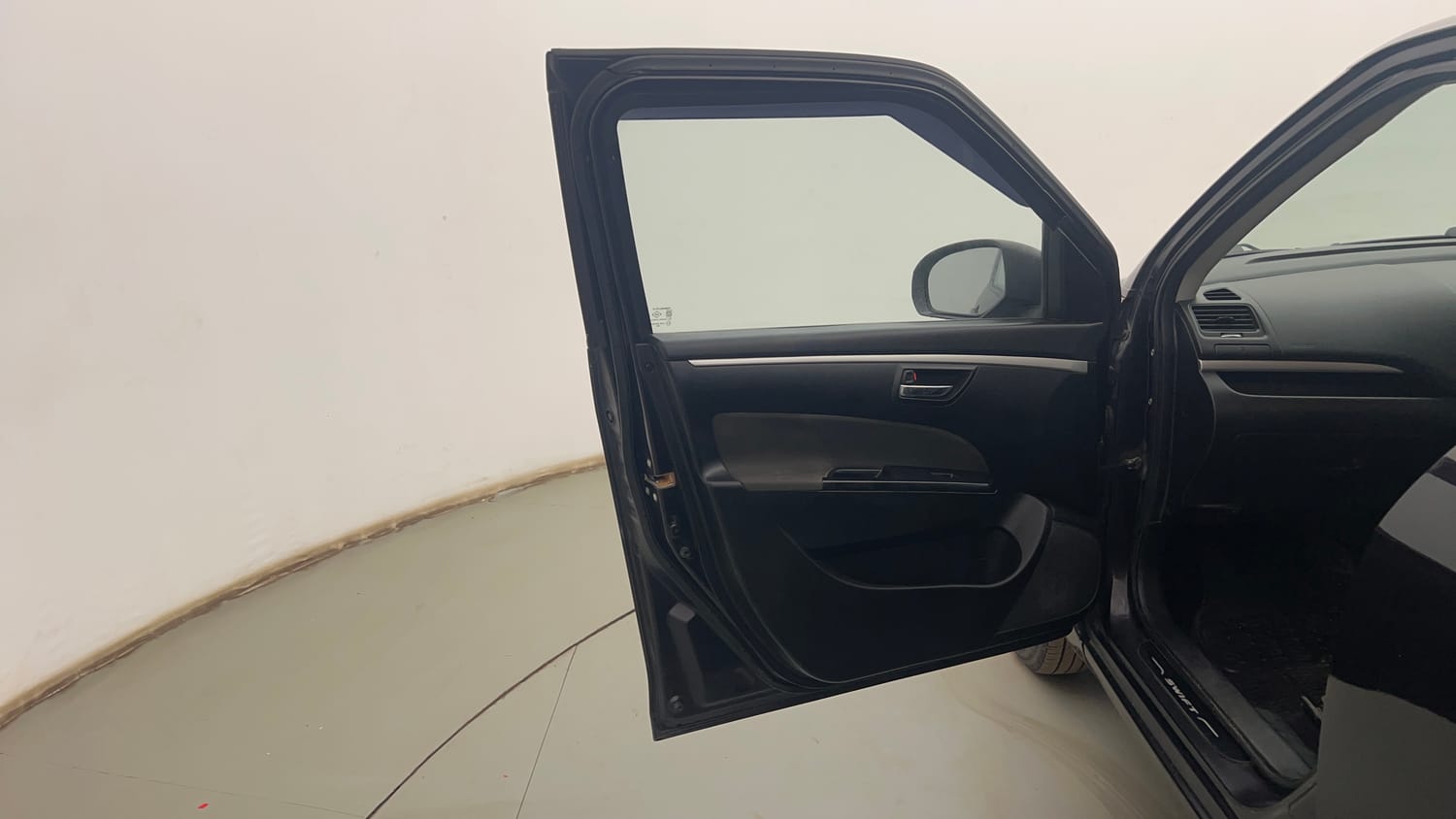 Used 2016 Maruti Suzuki Swift VXi Petrol Manual interior LEFT FRONT DOOR OPEN VIEW