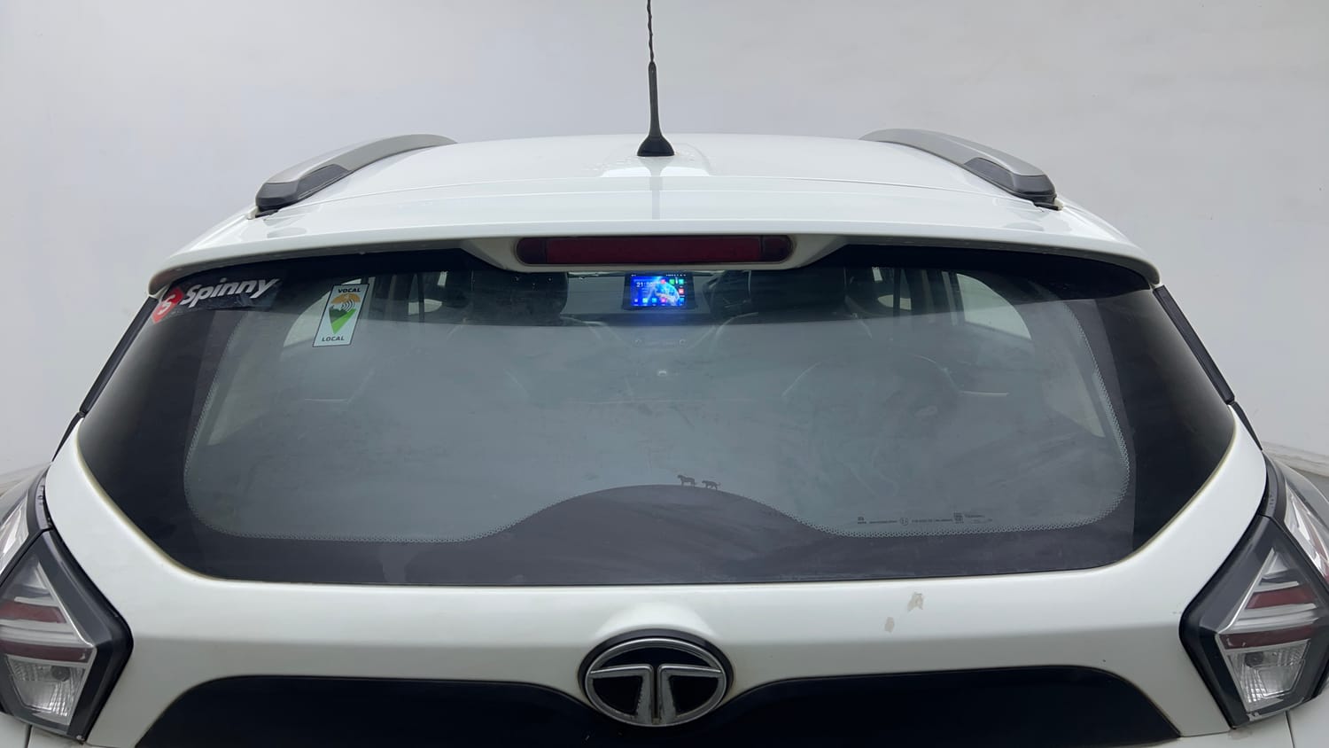 Used 2023 Tata Nexon XM S Petrol + CNG(Outside Fitted) Cng Manual exterior BACK WINDSHIELD VIEW