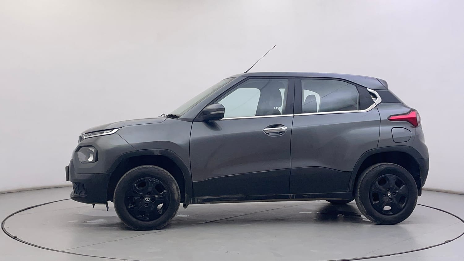 Used 2023 Tata Punch Accomplished AMT Petrol Automatic exterior LEFT SIDE VIEW