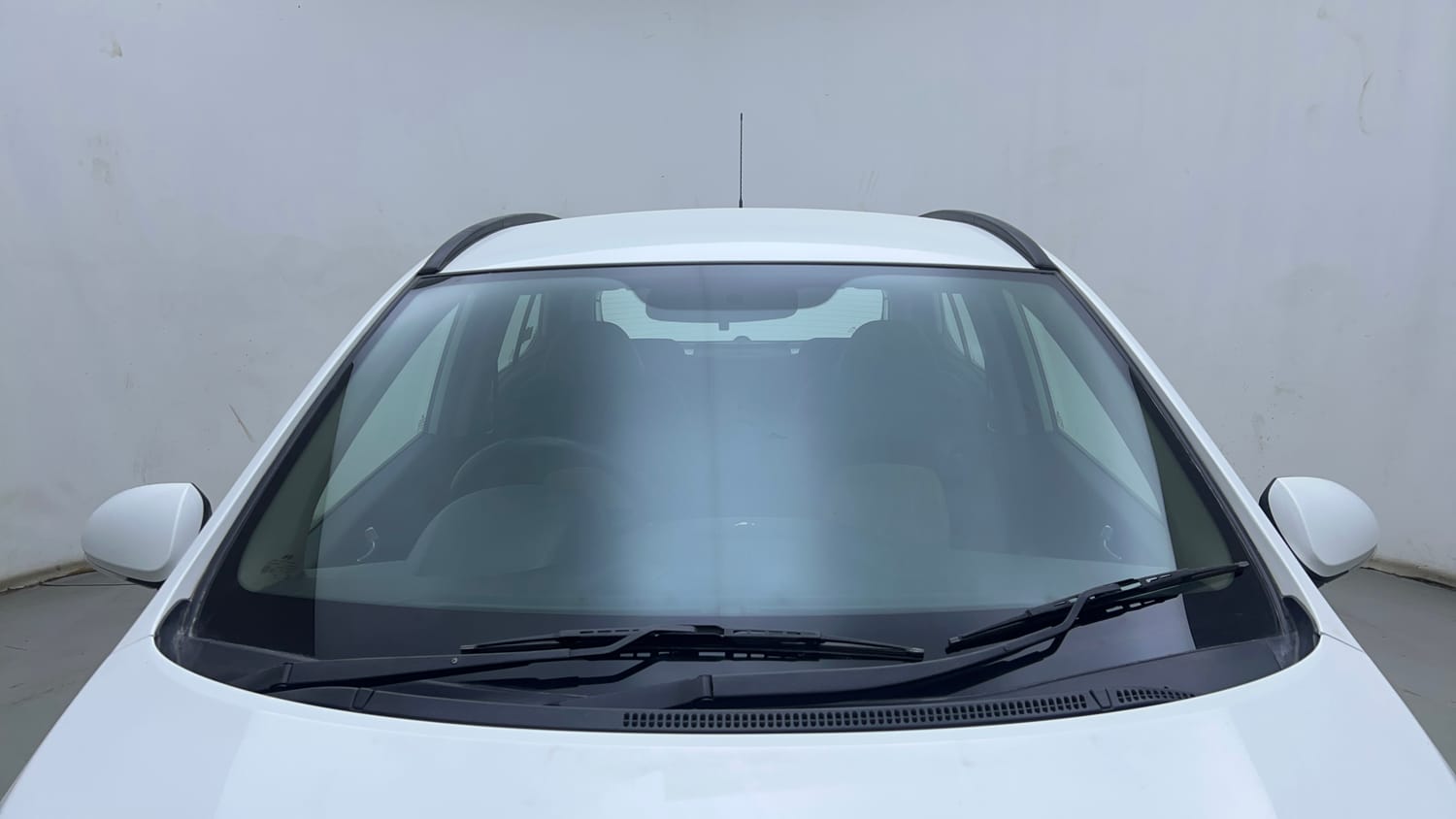Used 2017 Hyundai Grand i10 Sportz (O) AT 1.2 Kappa VTVT Petrol Automatic exterior FRONT WINDSHIELD VIEW