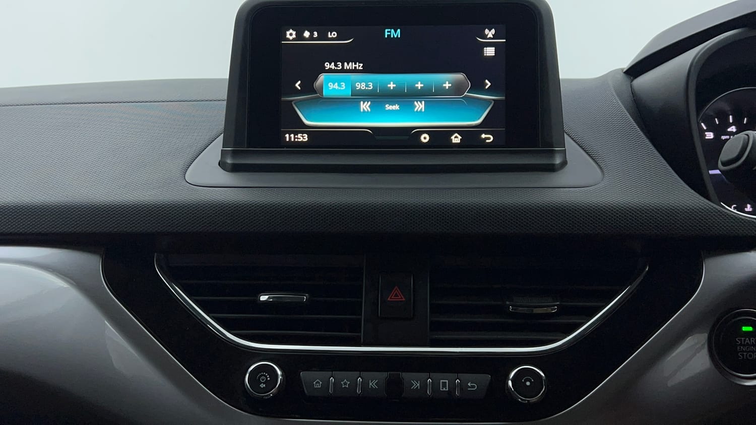 Used 2018 Tata Nexon XZ Plus Petrol Manual top_features Touch screen infotainment system