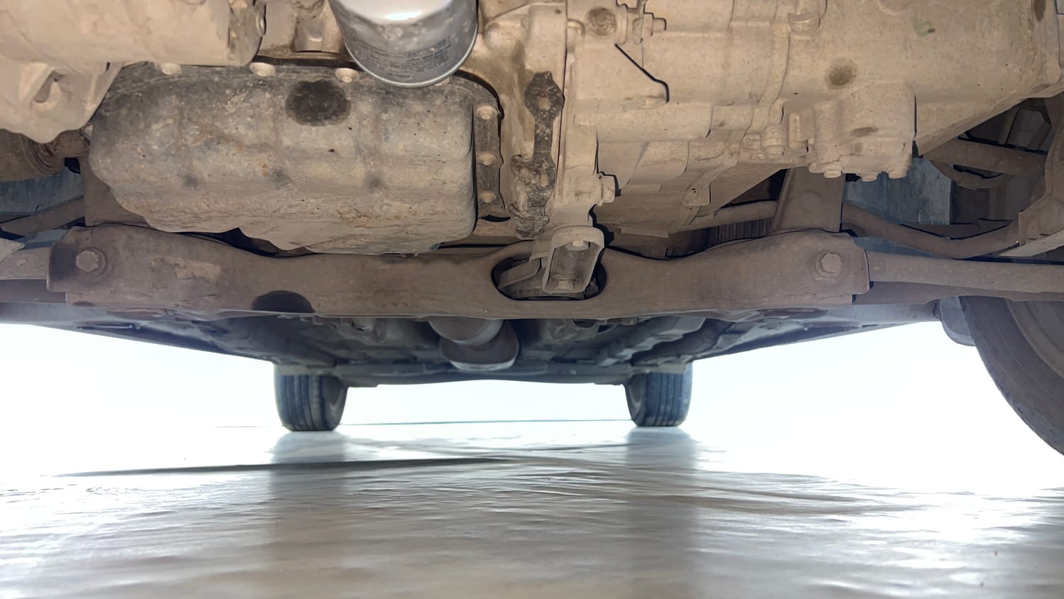 Used 2022 Skoda Slavia Style 1.0L TSI MT Petrol Manual extra FRONT LEFT UNDERBODY VIEW