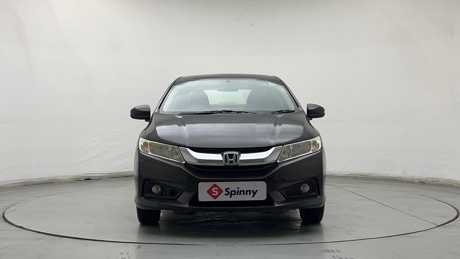 Used 2015 Honda City V Petrol Manual exterior FRONT VIEW