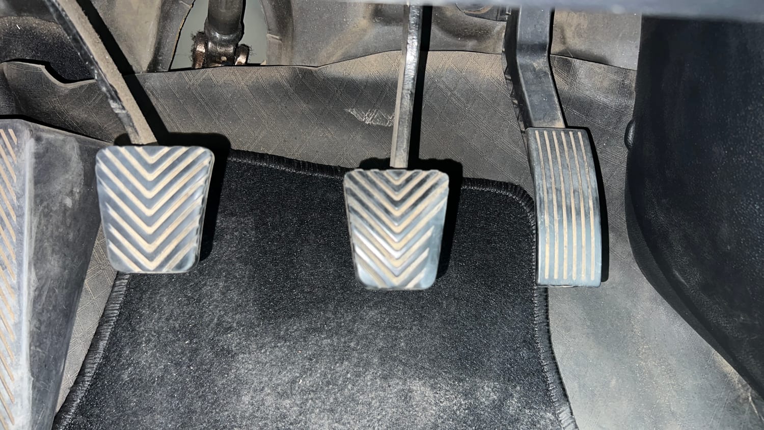 Used 2018 Hyundai Elite i20 Asta 1.2 (O) Petrol Manual interior PEDALS VIEW