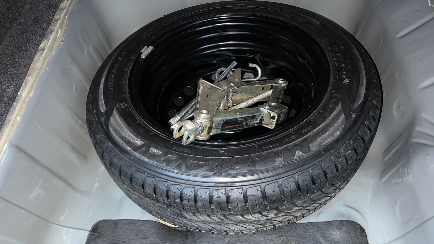 Used 2022 Honda City ZX CVT Petrol Petrol Automatic tyres SPARE TYRE VIEW