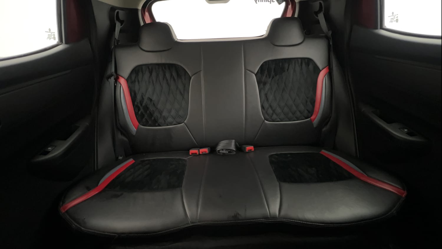 Used 2024 Renault Kwid CLIMBER 1.0 AMT Petrol Automatic interior REAR SEAT CONDITION VIEW
