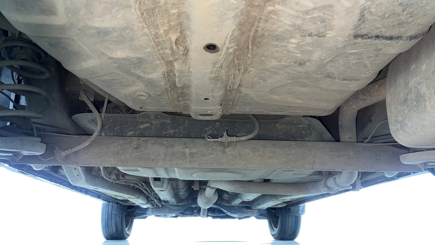 Used 2023 Tata Nexon XM S Petrol + CNG(Outside Fitted) Cng Manual extra REAR UNDERBODY VIEW (TAKEN FROM REAR)