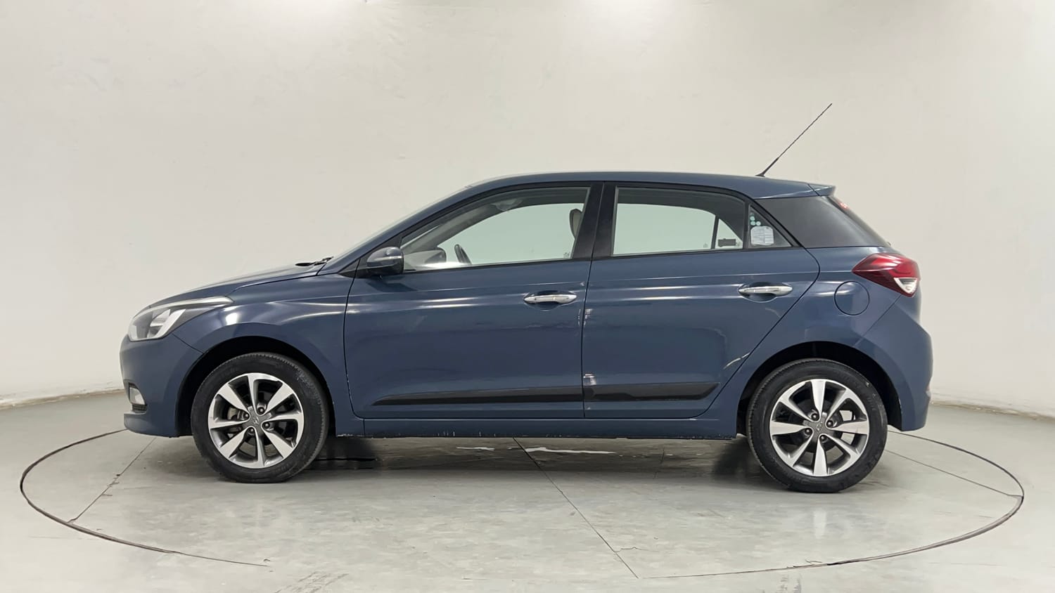 Used 2015 Hyundai Elite i20 Asta 1.2 Petrol Manual exterior LEFT SIDE VIEW