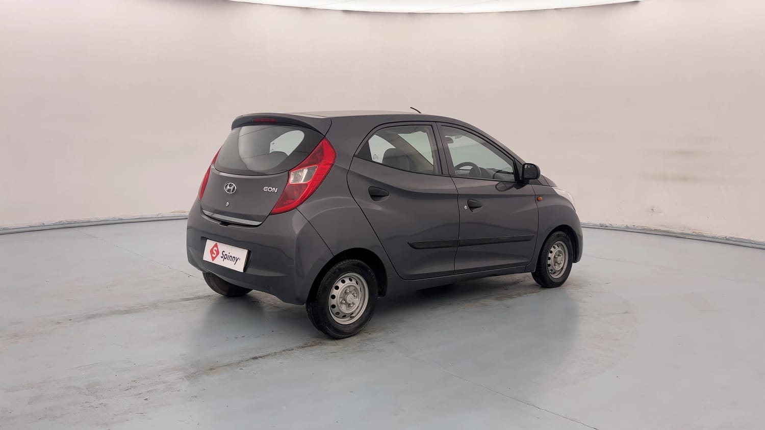 Used 2017 Hyundai Eon Era + Petrol Manual exterior RIGHT REAR CORNER VIEW