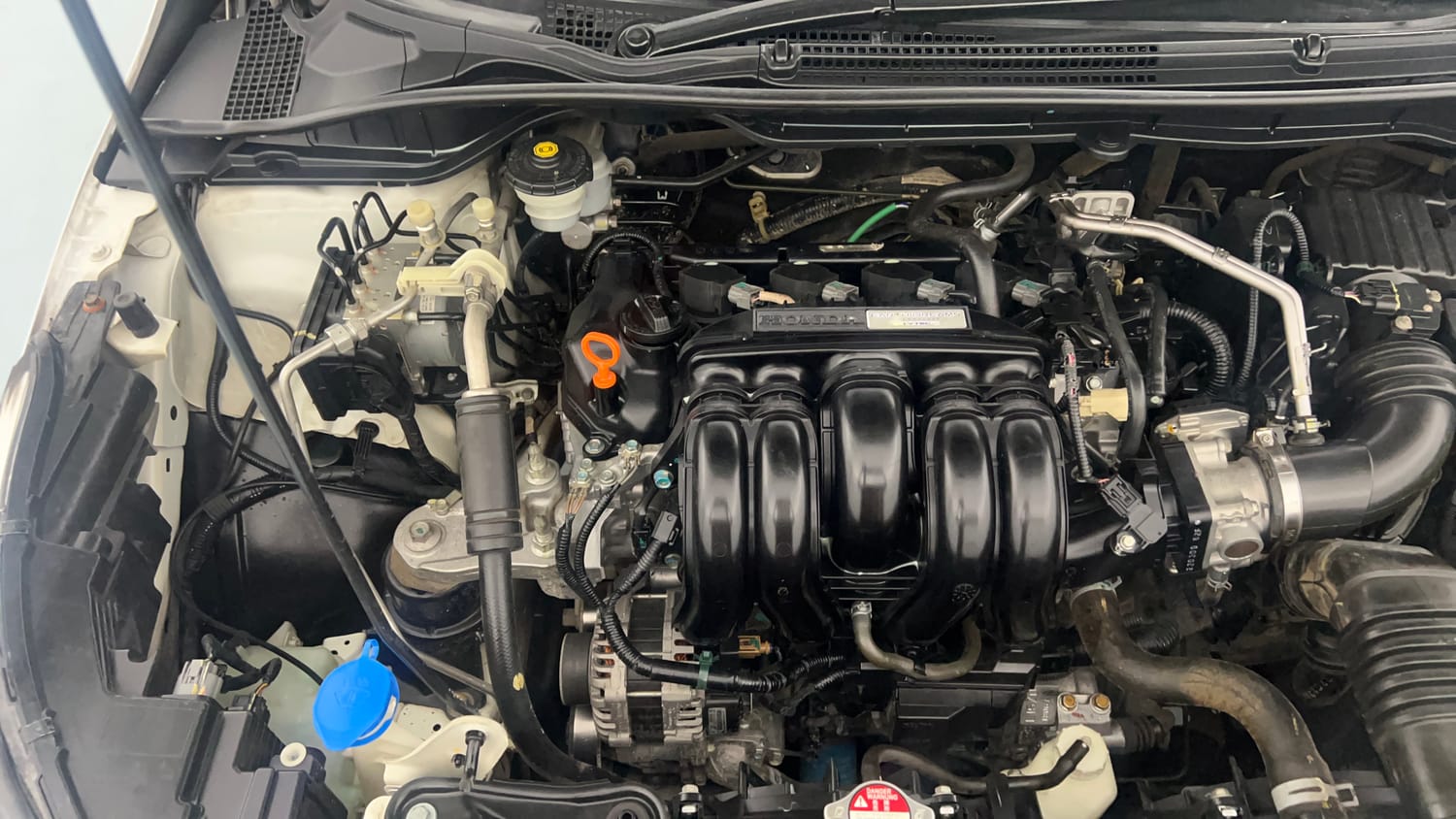 Used 2022 Honda City ZX Petrol Petrol Manual engine ENGINE RIGHT SIDE VIEW