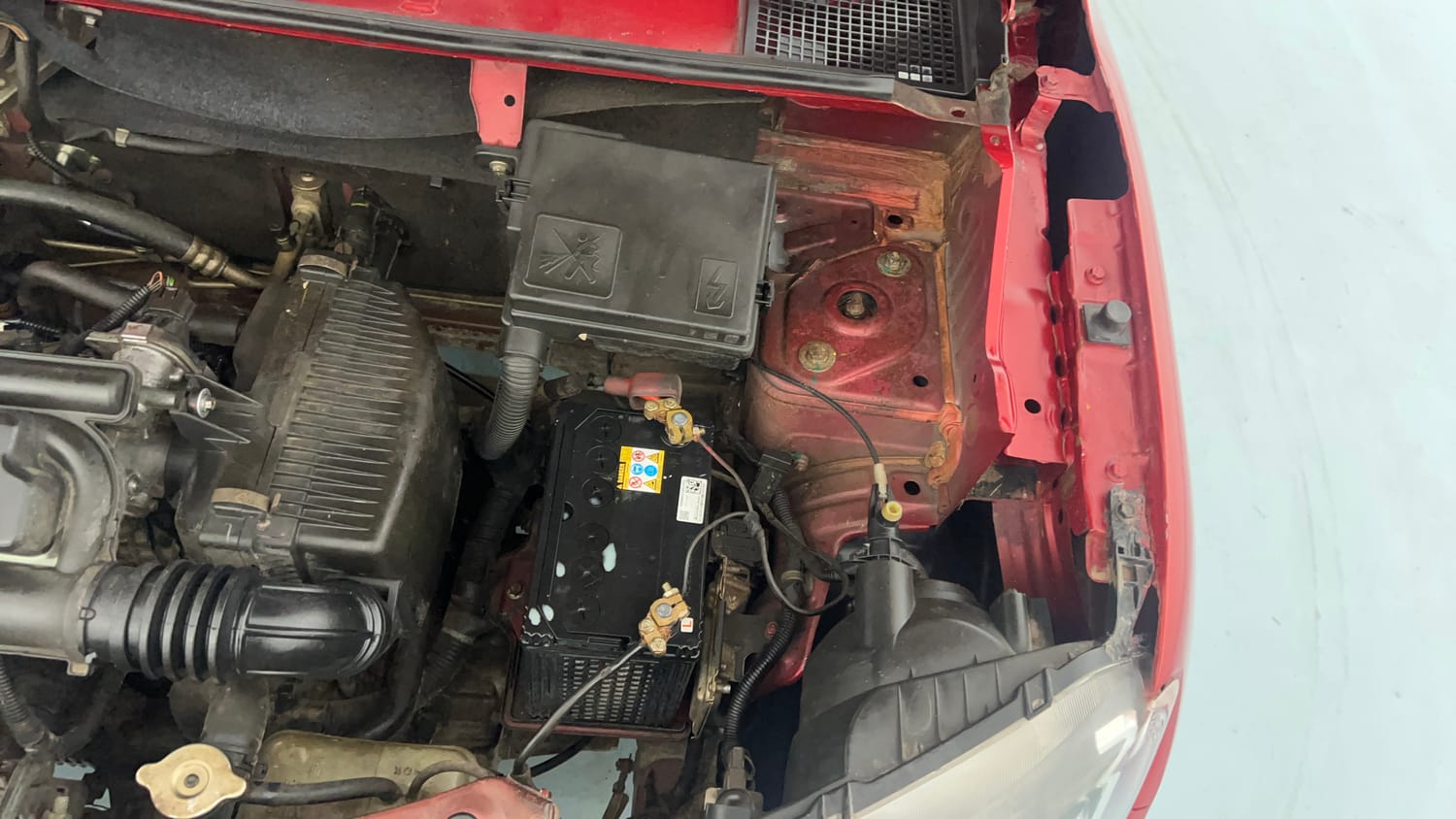 Used 2018 Renault Kwid 1.0 RXL Petrol Manual engine ENGINE LEFT SIDE VIEW