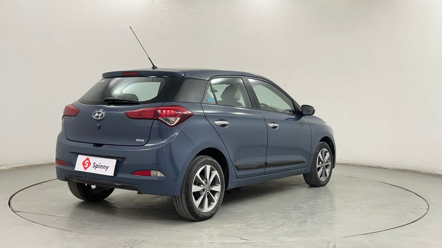 Used 2015 Hyundai Elite i20 Asta 1.2 Petrol Manual exterior RIGHT REAR CORNER VIEW