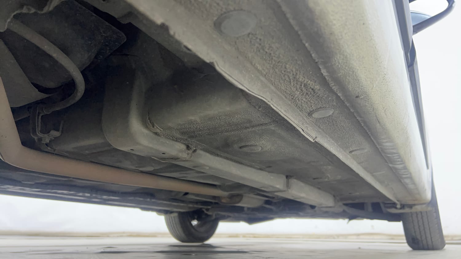 Used 2017 Hyundai Grand i10 Sportz (O) AT 1.2 Kappa VTVT Petrol Automatic extra REAR RIGHT UNDERBODY VIEW