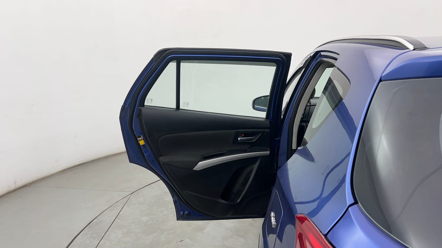 Used 2016 Maruti Suzuki S-Cross Zeta 1.3 Diesel Manual interior LEFT REAR DOOR OPEN VIEW