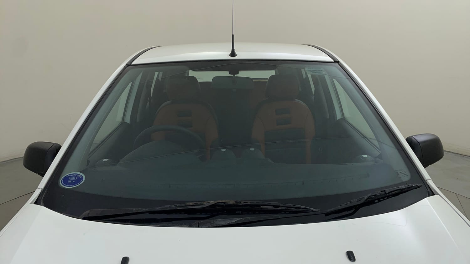 Used 2013 Ford Figo Duratec Petrol EXI 1.2 Petrol Manual exterior FRONT WINDSHIELD VIEW