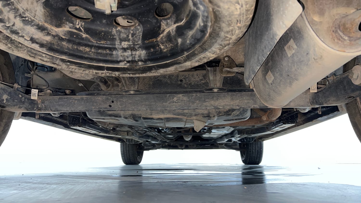 Used 2024 Tata Tigor XZA Plus iCNG Cng Automatic extra REAR UNDERBODY VIEW (TAKEN FROM REAR)