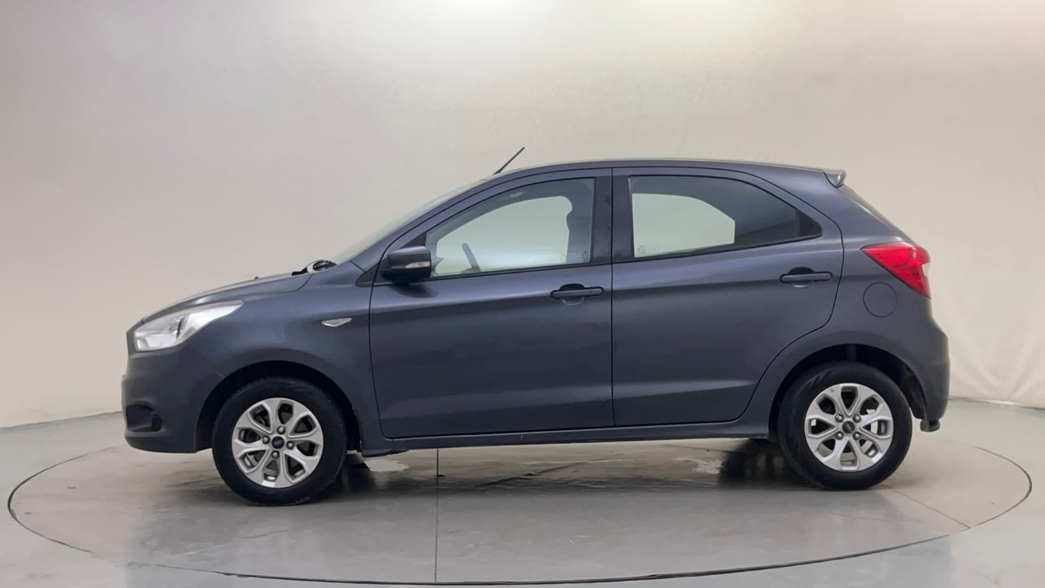 Used 2016 Ford Figo Trend 1.2 Ti-VCT Petrol Manual exterior LEFT SIDE VIEW